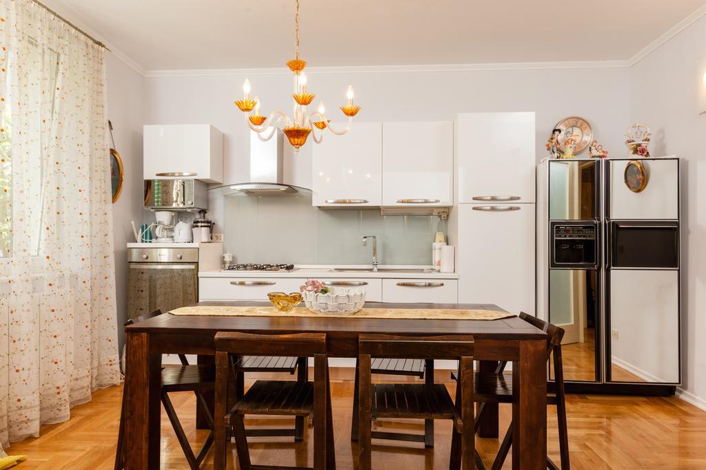 Cro Jet Set Apartments Split Eksteriør billede