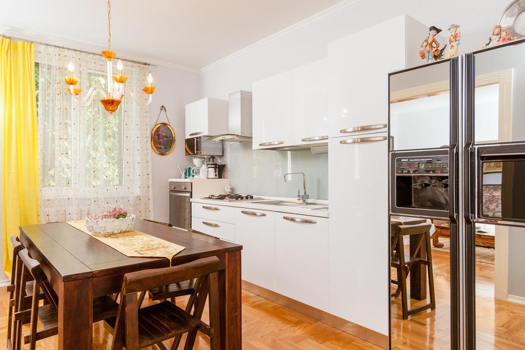 Cro Jet Set Apartments Split Eksteriør billede