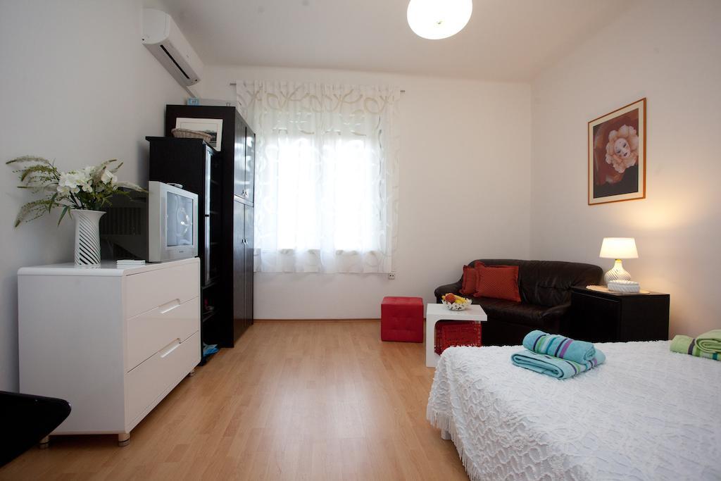 Cro Jet Set Apartments Split Værelse billede