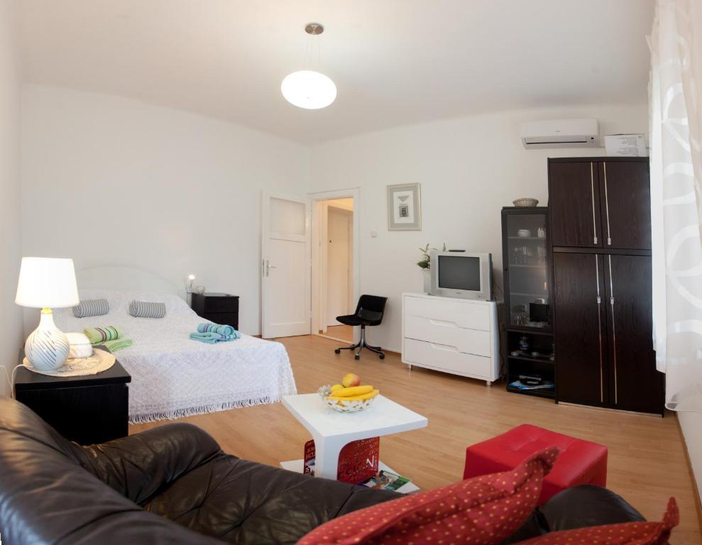 Cro Jet Set Apartments Split Værelse billede