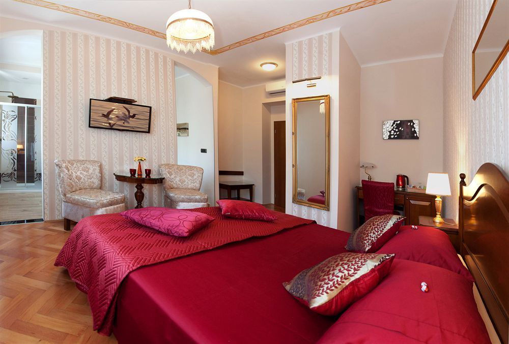 Cro Jet Set Apartments Split Eksteriør billede